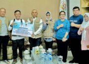 Bupati Simalungun, Dr H Anton Achmad Saragih Serahkan Bantuan Kemanusiaan Kepada Korban Bencana di Tapteng