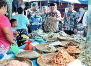 Jelang Nataru 2025-2026, Pemkab Simalungun Melaksanakan Operasi Sidak Pasar