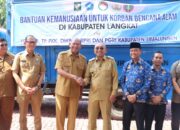 Wujud Kepedulian dan Solidaritas Antar Daerah, Bupati Simalungun Salurkan Bantuan Kemanusiaan Kepada Korban Banjir di Kabupaten Langkat