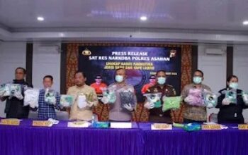 Satresnarkoba Polres Asahan Gagalkan Peredaran 10 Kg Sabu dan 891 Cartridge Vape Berbahaya di Tanjung Balai