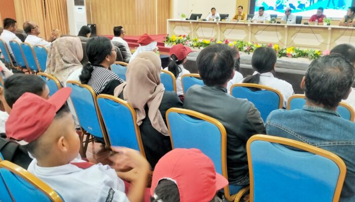 Sekda Simalungun Ajak Pelajar Mulai Menabung Sejak Dini