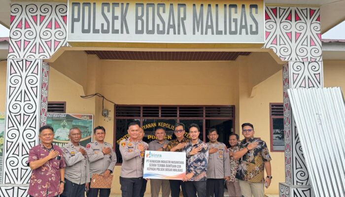 PT KINRA Salurkan CSR Kepada Polsek Bosar Maligas Berbentuk Lampu Penerangan Jalan Umum Tenaga Surya