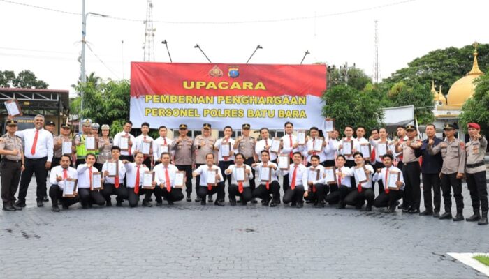 Penghargaan untuk 35 Personel, Polres Batu Bara Dorong Personel Kerja Profesional dan Responsif